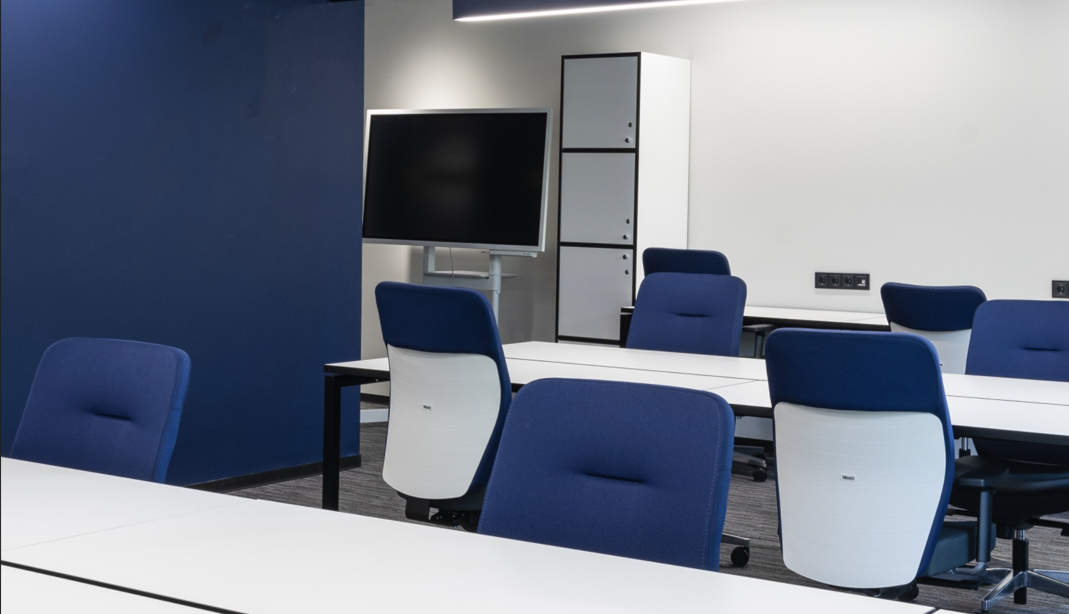 Long Distance Oil Pipeline